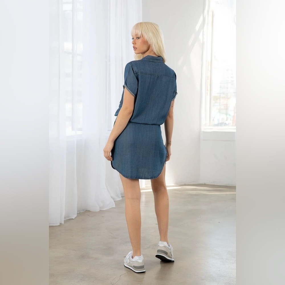 Lovestitch Casual Chambray Benji Shirt Dress w/cinched waist. Large. - Picture 2 of 16
